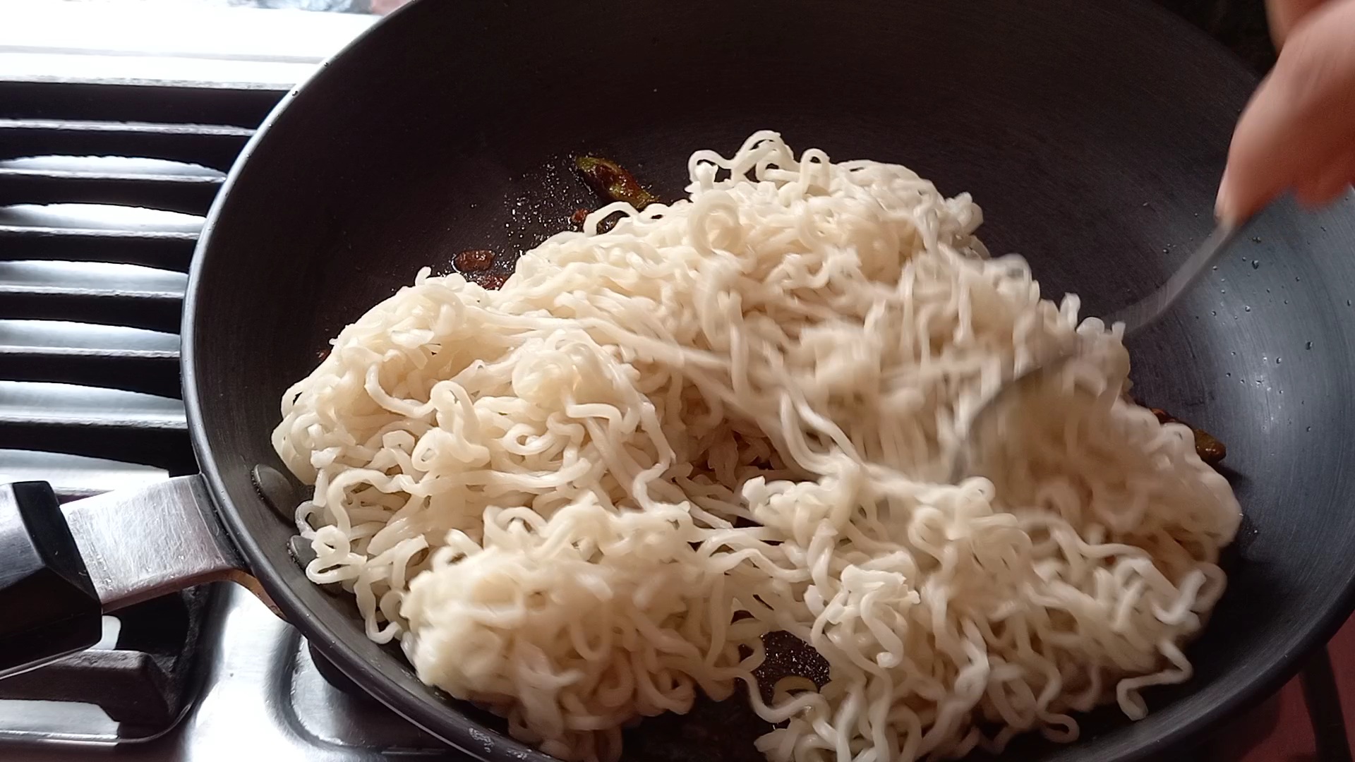 Chili Garlic Maggi Maggi Noodles Recipe Candid Treat