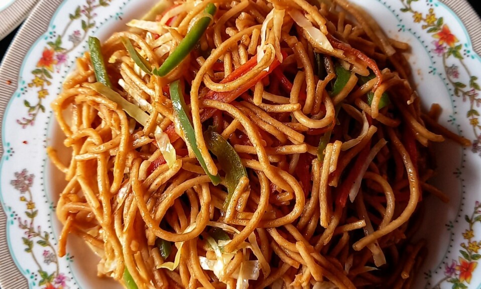 Vegetarian Chow mein Recipe | Veg Chow mein Noddles - Candid Treat